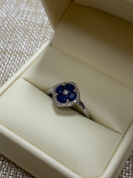 14K White Gold Blue Sapphire .15tw Diamond Ring